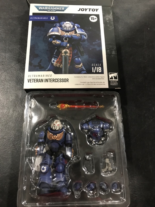 Photo 2 of BLOOMAGE JOYTOY (BEIJING) TECH Warhammer 40k: Ultramarines Primaris Assault Vet Intercessor 1:18 Scale Action Figure