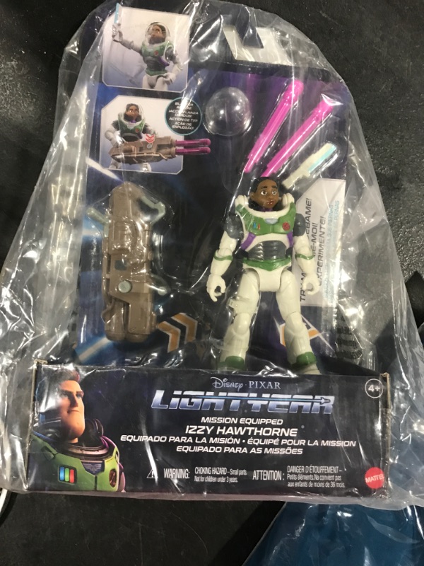 Photo 2 of Disney and Pixar Lightyear Mission Equipped Izzy Hawthorne Action Figure
