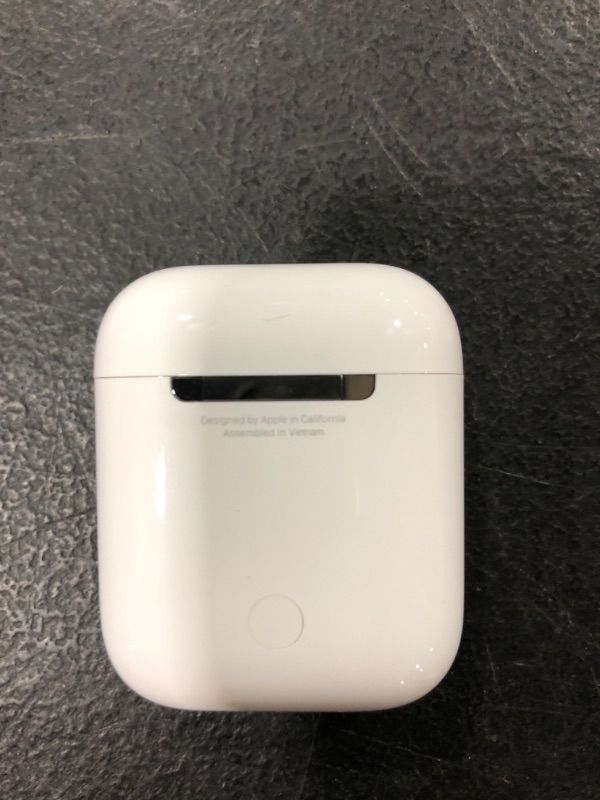 Photo 6 of AirPods with Charging Case