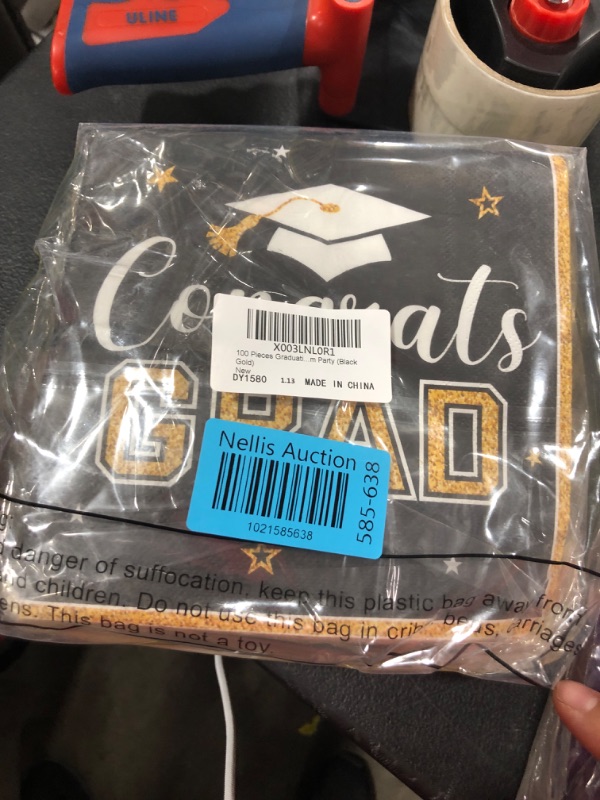 Photo 1 of 100 PIECES GRADUATION NAPKINS 