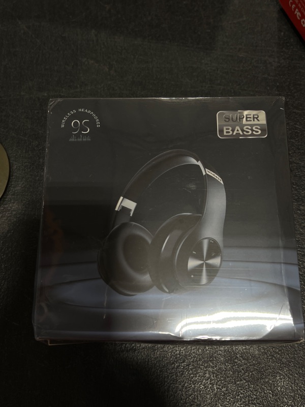 Photo 1 of BRANDNEW HEADPHONES SEALED