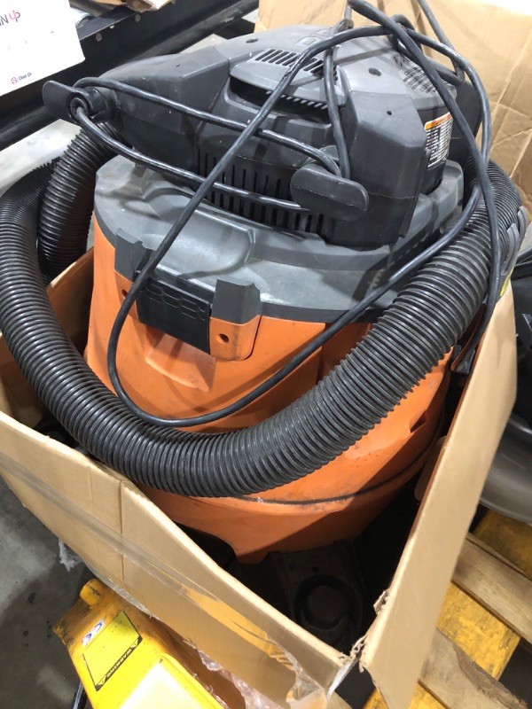 Photo 4 of 16 Gal. 6.5-Peak HP NXT Wet/Dry Shop Vacuum with Detachable Blower, Filter, Hose and Accessories