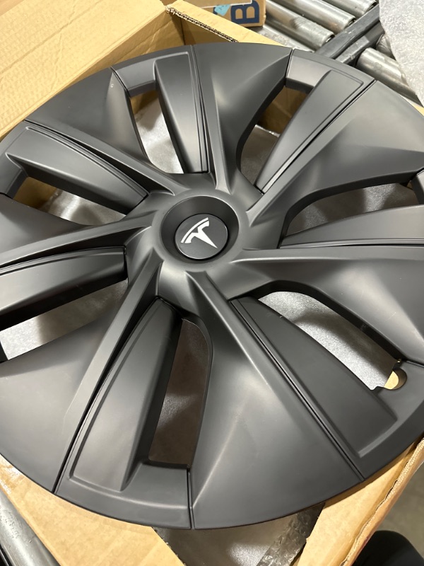 Photo 2 of 
Limsas Tesla Model Y Wheel Cover 19 Inch Hubcaps