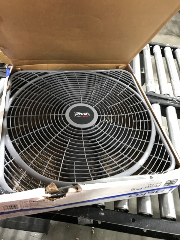 Photo 2 of 20 in. Power Plus Box Fan