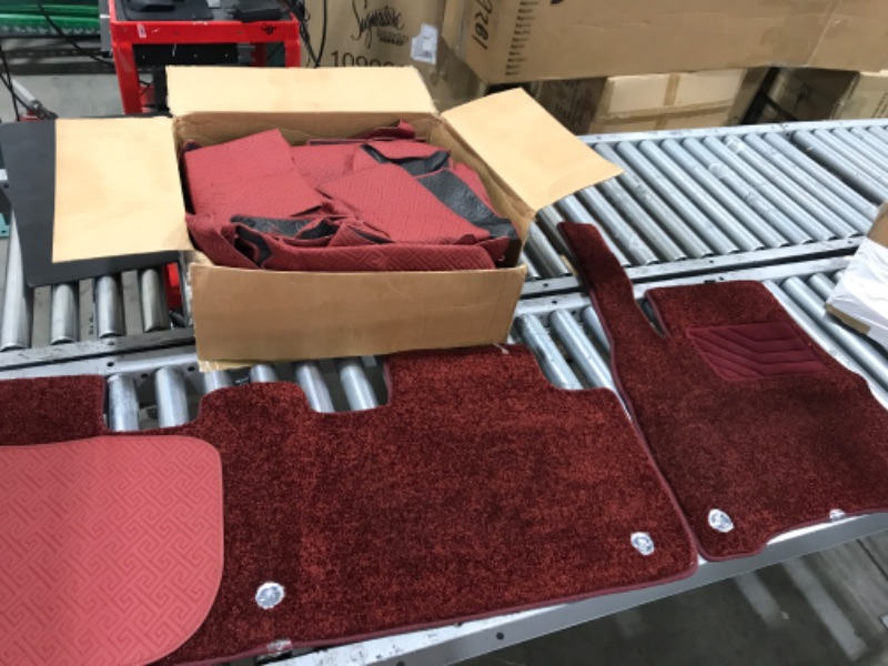 Photo 1 of Zifengling dark red seat covers unknown vehicle specification