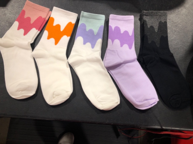 Photo 1 of 5 pack womens socks, colors may vary
