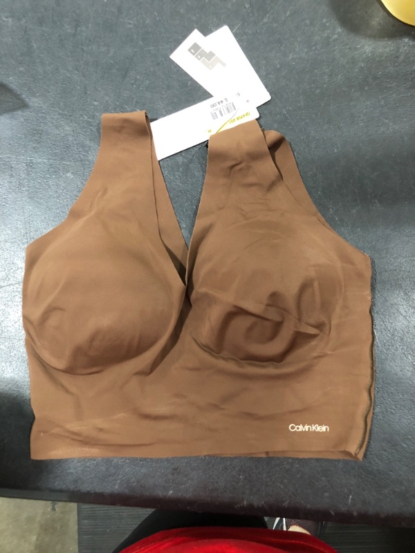 Photo 1 of Calvin Klein Women's Invisibles Comfort Seamless Lightly Lined V Neck Bralette Bra Medium Chestnut