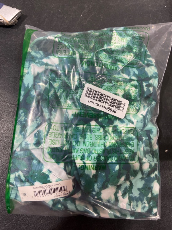 Photo 2 of Amazon Essentials Men's 9" Quick-Dry Swim Trunk Large Aqua Green Tie Dye