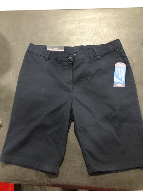 Photo 2 of 11 Nautica Junior's Uniform Stretch Bermuda Short 11 Navy