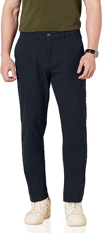 Photo 1 of Amazon Essentials Men's Athletic-Fit 22 x 29L