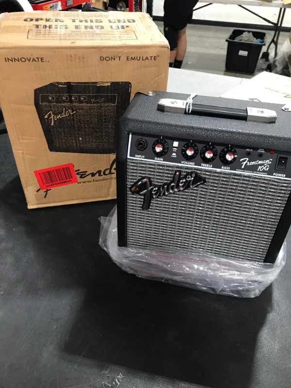 Photo 2 of Fender Frontman 10G Guitar Amplifier