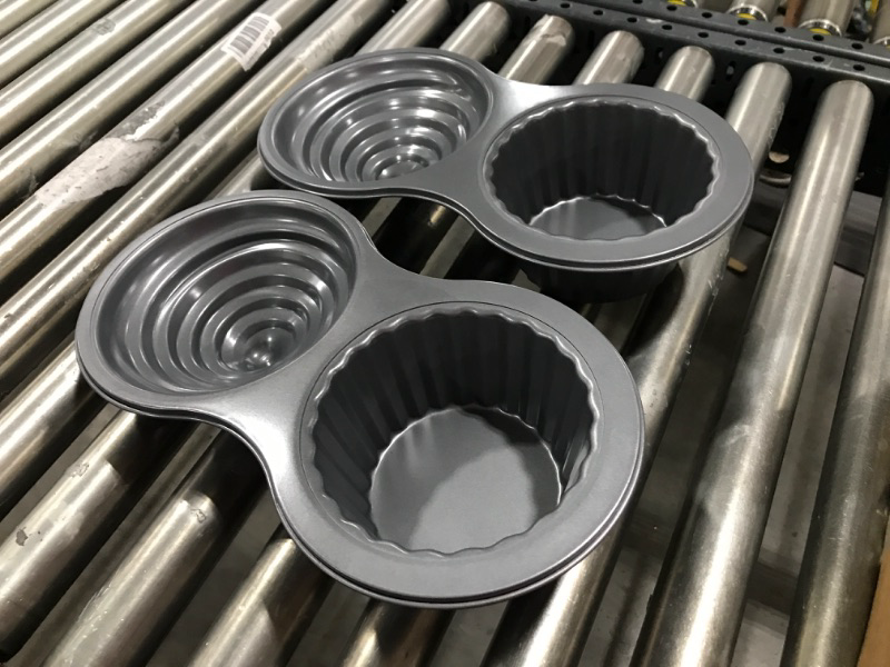 Photo 2 of  Cupcake Shape Cake Pan