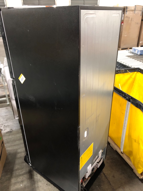 Photo 4 of 10.1 cu. ft. Top Freezer Refrigerator in Black
