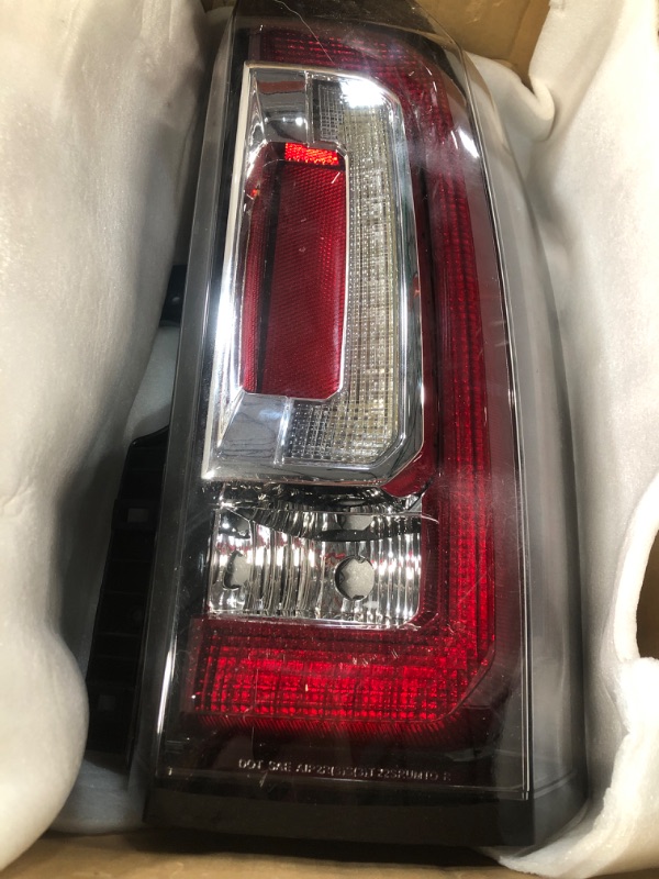 Photo 2 of (Minor Damage) MZORANGE Tail Light Assembly For GMC Yukon/Yukon XL 2015 2016 2017 2018 2019 2020 (Left Driver Side)