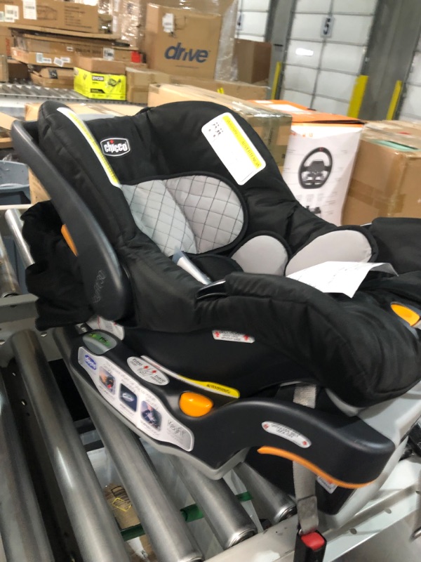 Photo 7 of Chicco Viaro Quick-Fold Travel System, Includes Infant Car Seat and Base, Stroller and Car Seat Combo, Baby Travel Gear | Black/Black