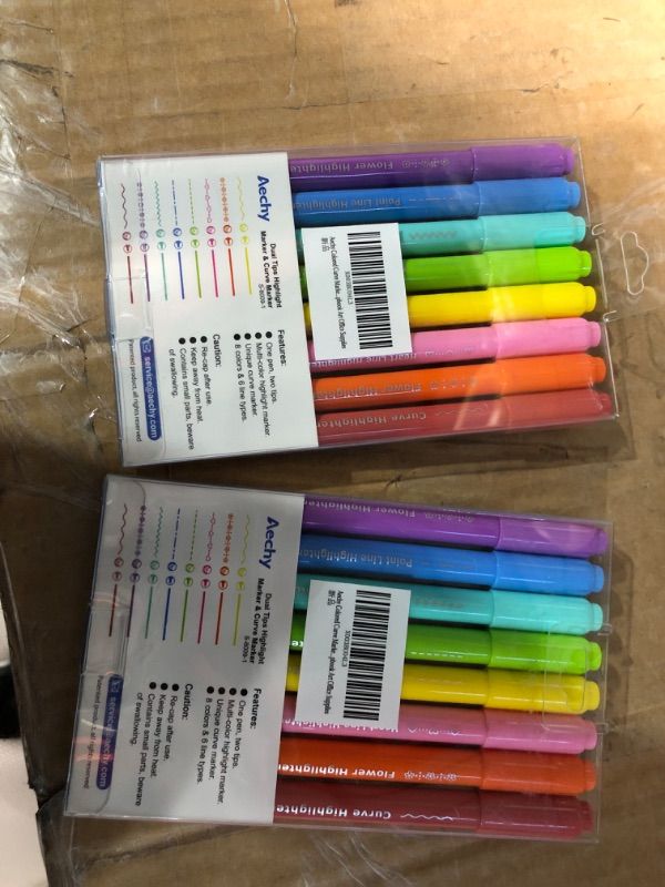 Photo 3 of (Bundle of 2 No Refunds) AECHY 8PCS Curve Highlighter Pen Set, Dual Tip Marker Pens with 6 Different Curve Shapes & 8 Colors Mark Lines