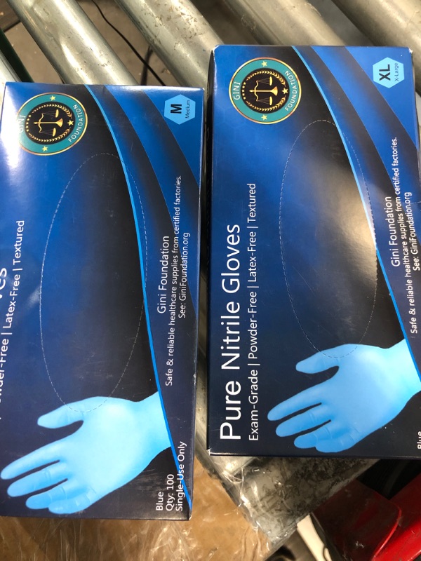 Photo 2 of (Bundle of 2/ No Refunds) Gini Foundation Nitrile Protective Gloves 1 Medium  1XL
