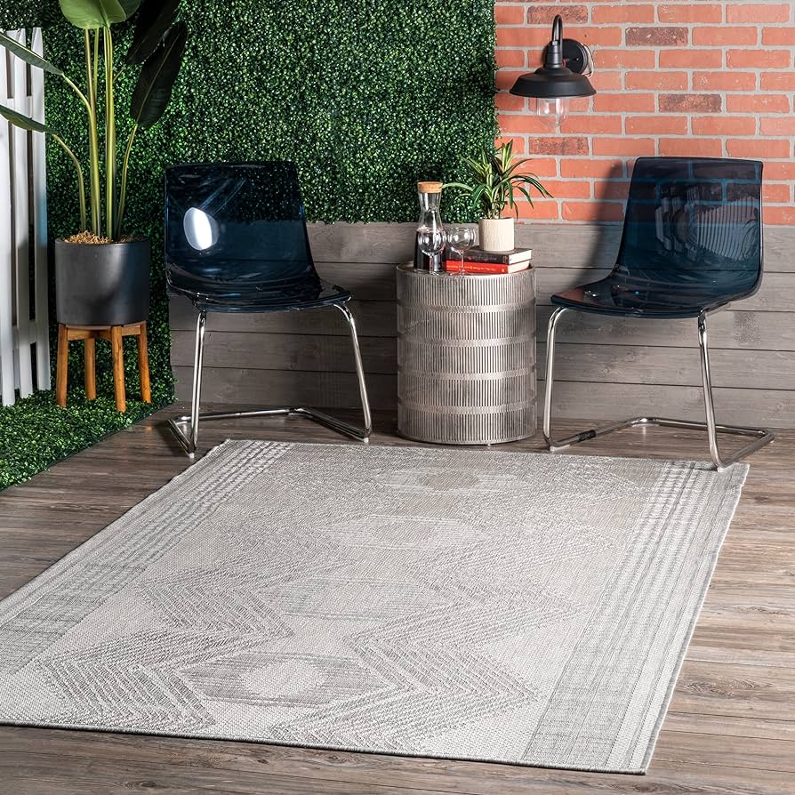 Photo 1 of  Tribal Indoor/Outdoor Area Rug, 4' x 3', Light Grey, Rectangul