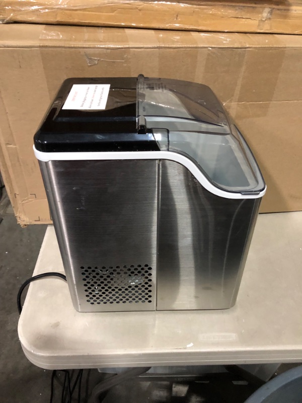 Photo 7 of ***DOES NOT POWER ON - FOR PARTS ONLY - NONREFUNDABLE - NONFUNCTIONAL***
Nugget Ice Maker Countertop, Countertop Ice Maker?44lbs/Day