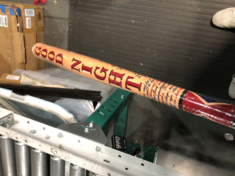 Photo 3 of Suicide Squad - Harley Quinn Baseball Bat Prop Replica