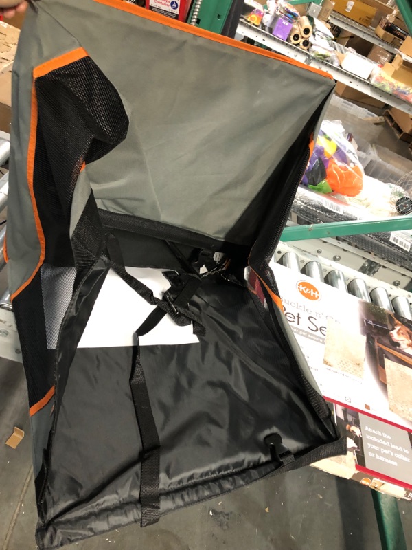 Photo 1 of  Buckle N' Go Dog Car Seat -  21 X 19 X 19 Inches