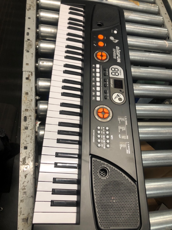 Photo 1 of **DAMAGED / PARTS ONLY** Upgrade Keyboard Piano for Kids Beginners 61 Key Electronic Piano Keyboard with LED Screen Microphone Musical Instrument Toys for 3 4 5 6 7 8 Year Old Boys Girls Gifts