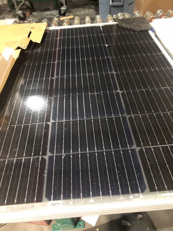 Photo 3 of * see all images *
Renogy Bifacial  Solar Panel Monocrystalline Rigid High-Efficiency PV Module Power Charger for RV Marine Rooftop 