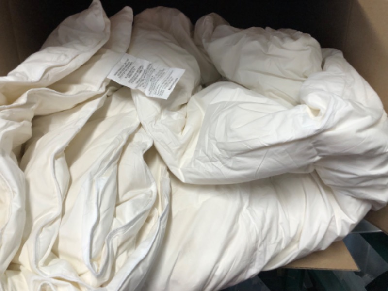 Photo 3 of *sim to stock* Puffy White Goose Feather Down Comforter Queen