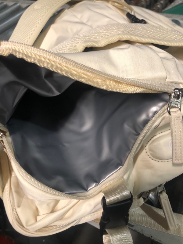 Photo 2 of  *Sim to stock* beige/white Backpack