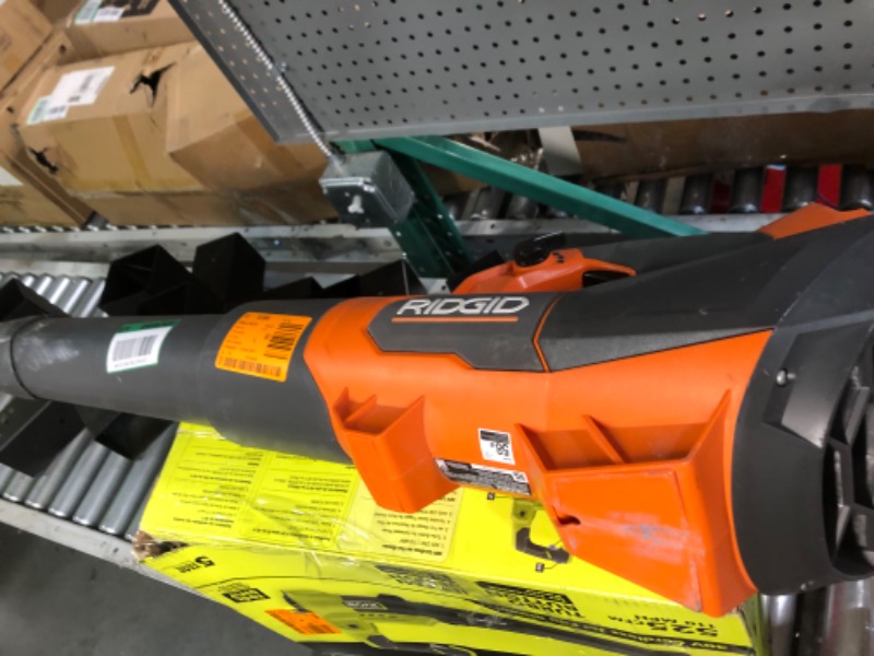 Photo 2 of RIDGID 18V Brushless 130 MPH 510 CFM Cordless Battery Leaf Blower