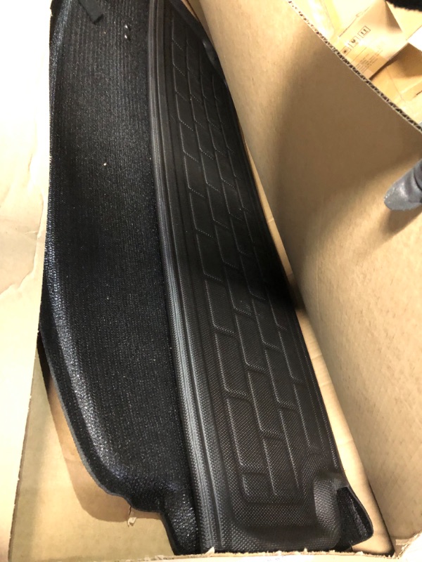 Photo 1 of 3D MAXpider M1AC0061309 Stowable Custom Fit Cargo Liner for Select Acura MDX Models - 