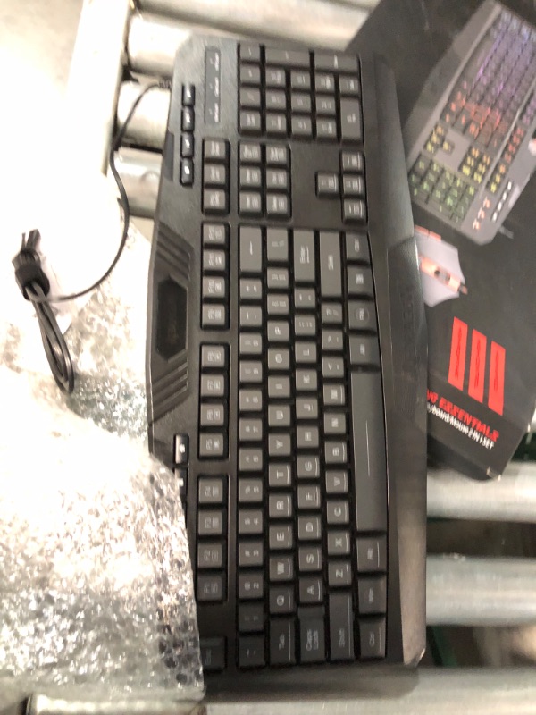 Photo 3 of Redragon S101 Gaming Keyboard, M601 Mouse