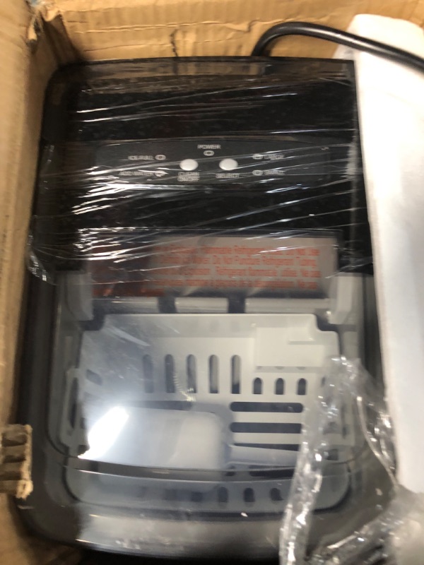 Photo 1 of  26 Lbs Portable Compact ICE  Maker