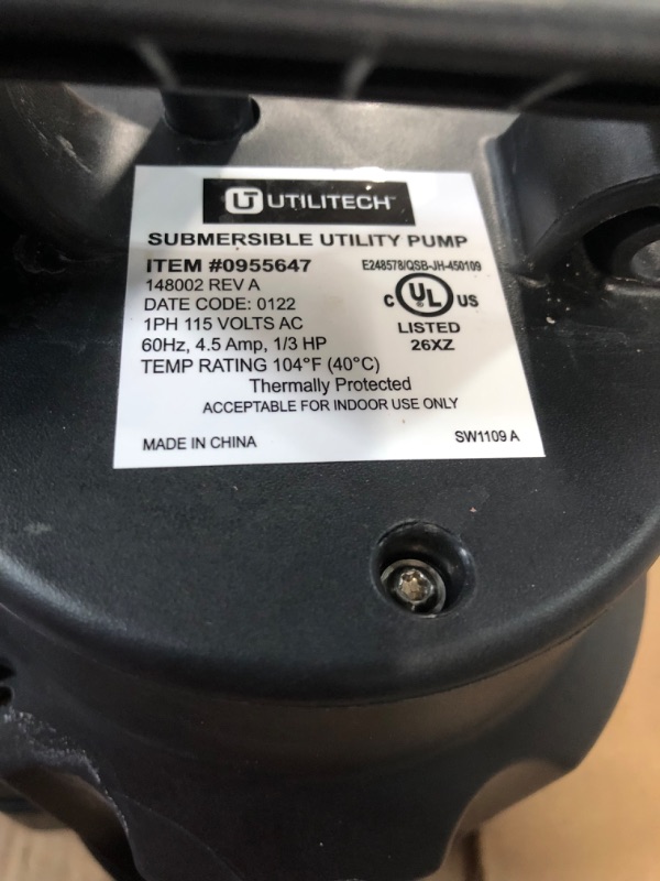 Photo 4 of 
Utilitech 1/3-HP 115-Volt Thermoplastic Submersible Utility Pump
