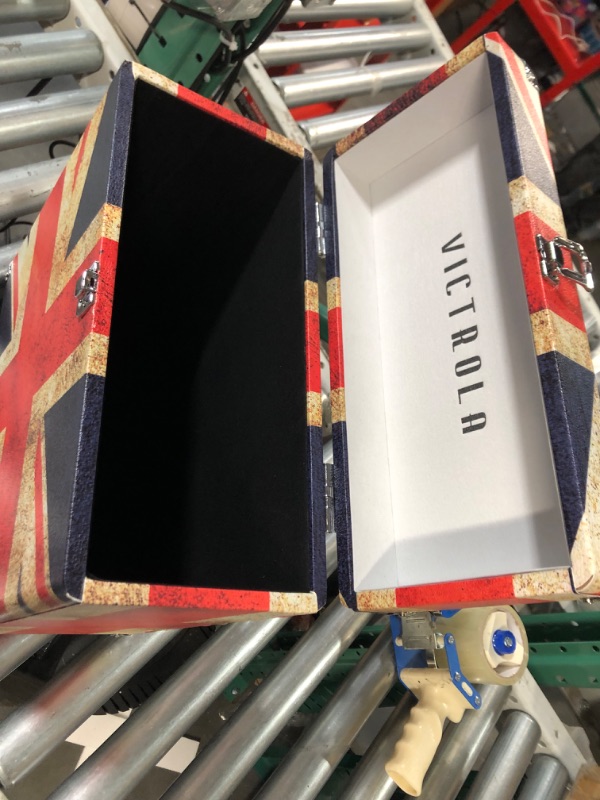 Photo 3 of Victrola Vintage Vinyl Record Storage and Carrying Case, Fits all Standard Records - 33 1/3, 45 and 78 RPM, Holds 30 Albums, Perfect for your Treasured Record Collection, UK Flag (VSC-20-UK)