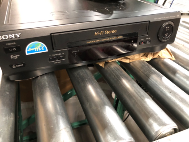 Photo 1 of Sony SLV-679HF VCR