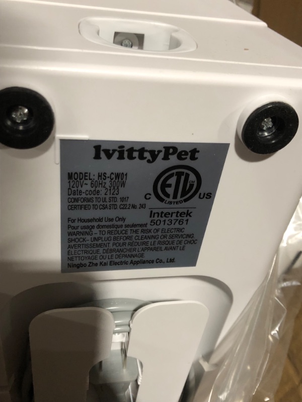 Photo 6 of [READ NOTES]
lvittyPet Dog Grooming Kit & Pet Hair Vacuum 2 in 1(Low Noise) Professional Pet Grooming Vacuum 