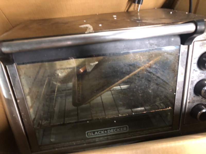 Photo 2 of *VERY USED* BLACK+DECKER Crisp 'N Bake Air Fry Toaster Oven, Stainless Steel, TO3215SS