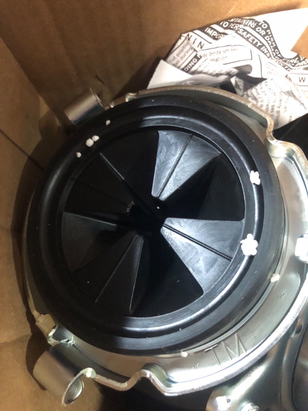 Photo 3 of **FOR PARTS ONLY**
Insinkerator Badger 5XL Corded 1/2-HP Continuous Feed Garbage Disposal