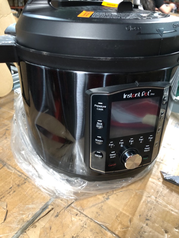 Photo 4 of *SEE NOTES* Instant Pot Pro 10-in-1 Pressure Cooker