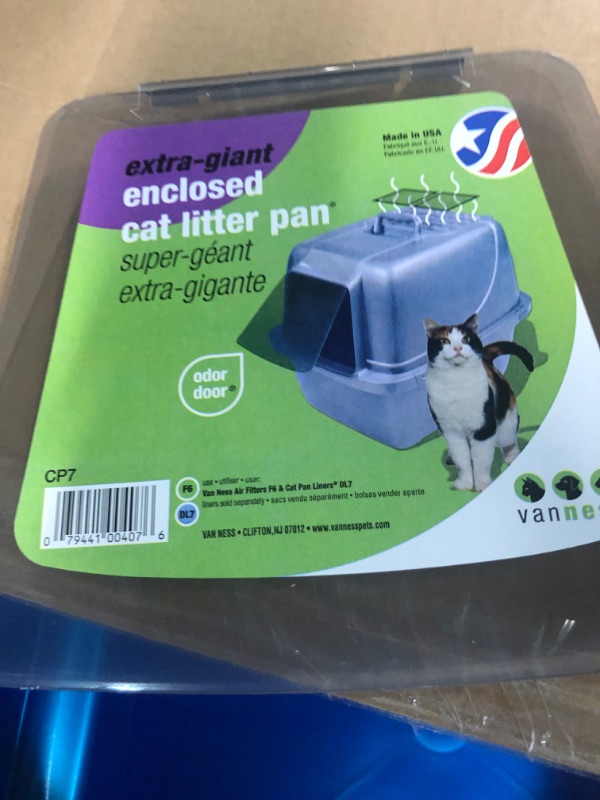 Photo 1 of **TOP ONLY, NO REFUN  Enclosed Cat Pan Size: Extra Large