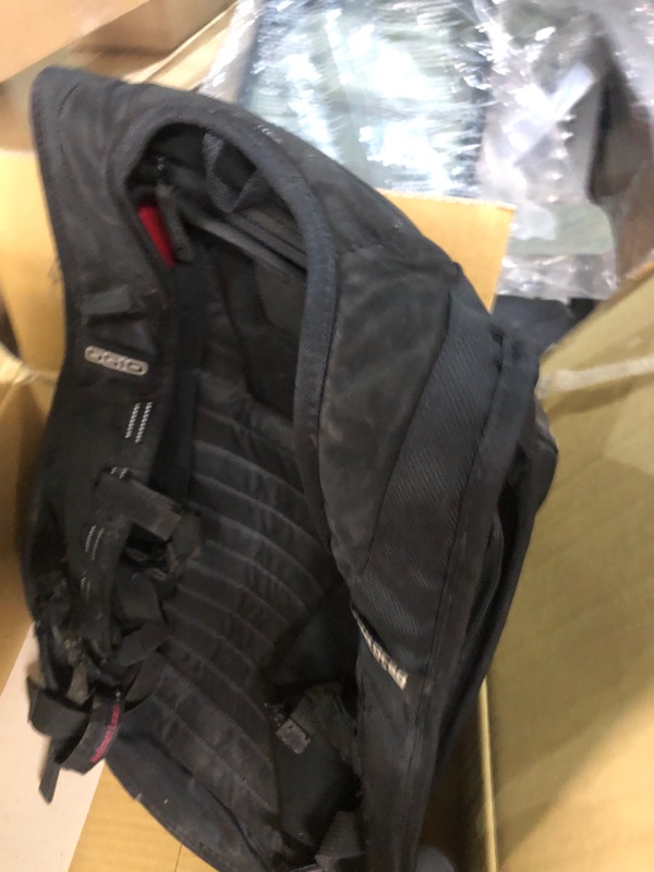 Photo 4 of * important * read notes *
OGIO No Drag Mach 3 Backpack 