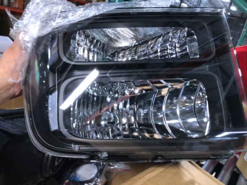 Photo 6 of PIT66 Headlights, Compatible with 99-04 Ford F250 F350 F450 F550 Super Duty/00-04 Ford Excursion Clear lens Black Housing Clear Reflector with Harness 1999-2004 F250 (Basic-Clear Lens Clear Reflector)