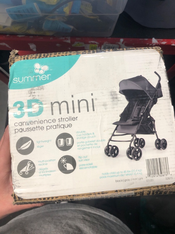 Photo 2 of * incomplete item * sold for parts *
Summer Infant, 3D Mini Convenience Stroller – Lightweight Stroller with Compact Fold MultiPosition Recline Canopy 