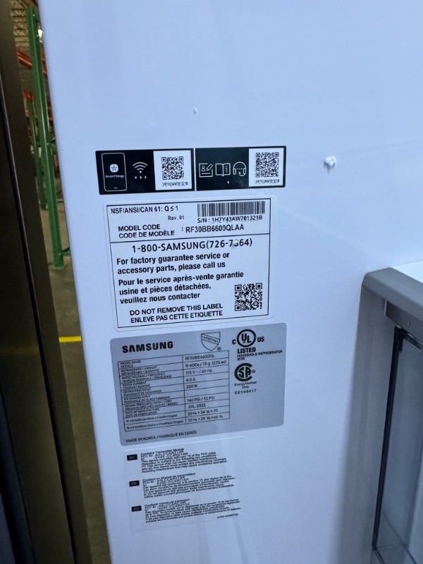 Photo 14 of ****SOLD AS IS ****NON REFUNDABLE*** 
 Bespoke 3-Door French Door Refrigerator (30 cu. ft.) with Beverage Center™ in Stainless Steel