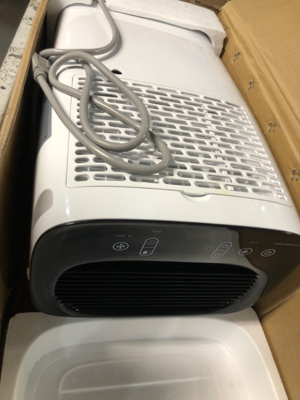 Photo 1 of USED - AIRGJOB HOME DEHUMIDIFIER D015CDJ