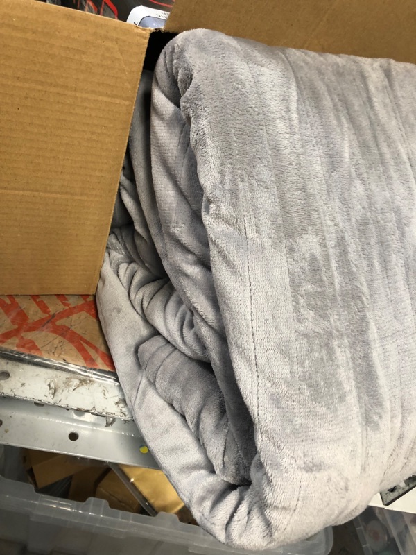 Photo 1 of **NONREFUNDABLE**FOR PARTS OR REPAIR**SEE NOTES**
Biddeford Blankets Comfort Knit Electric Heated Blanket King Grey