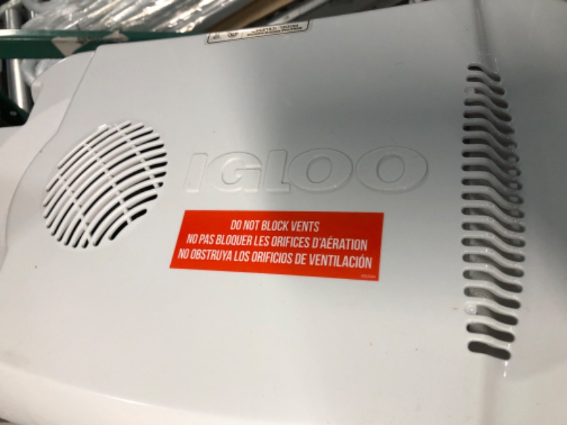 Photo 5 of * used * see all images * 
Igloo Thermoelectric Iceless 28-40 Qt Electric Plug-in 12V Coolers 28 Qt Iceless Gray