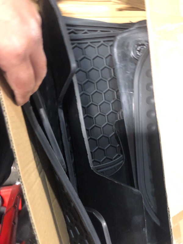 Photo 1 of Genuine Land Rover VPLWS0190 Front and Rear Rubber Floor Mat Set for Range Rover Sport