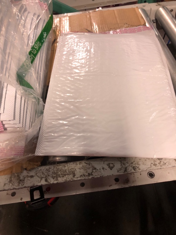 Photo 1 of Progo 15 ct #7 Extra Large Poly Bubble Mailers 14.5x19 Inch Bubble Lined Cushioned Poly Mailer. Tear-proof, Water-resistant and Postage-saving Lightweight Shipping Padded Envelopes/Bags.